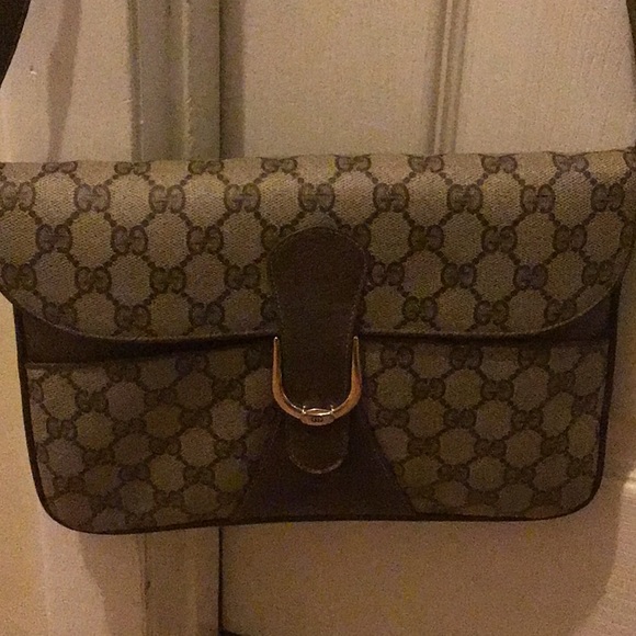 Gucci Handbags - Gucci Vintage Crossbody handbag